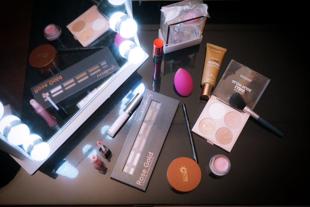 What’s In My Makeup Bag: A Guide For Beginners